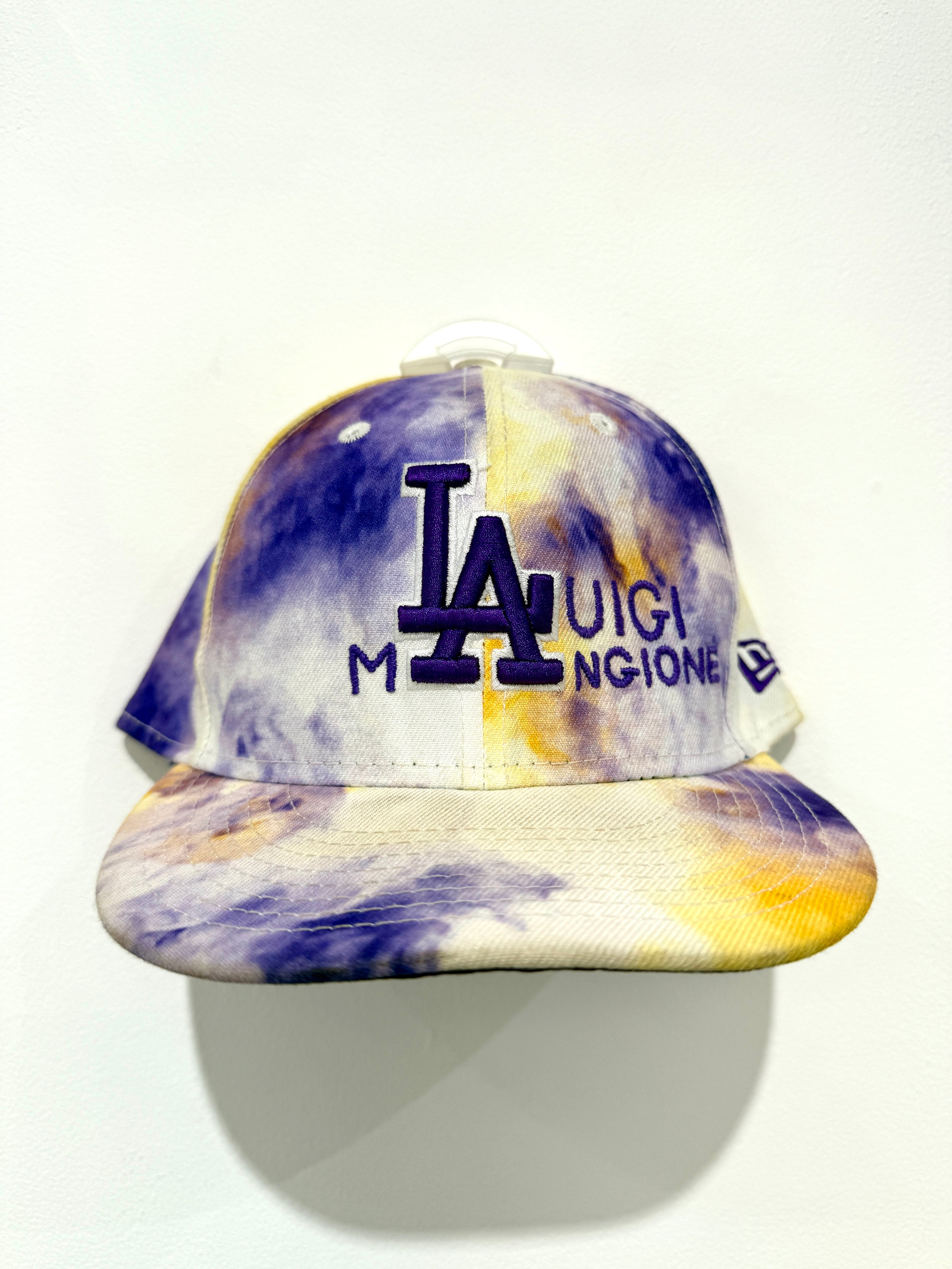 Chloe Roth "Luigi Mangione" hat